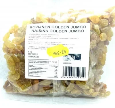 Golden jumbo raisins